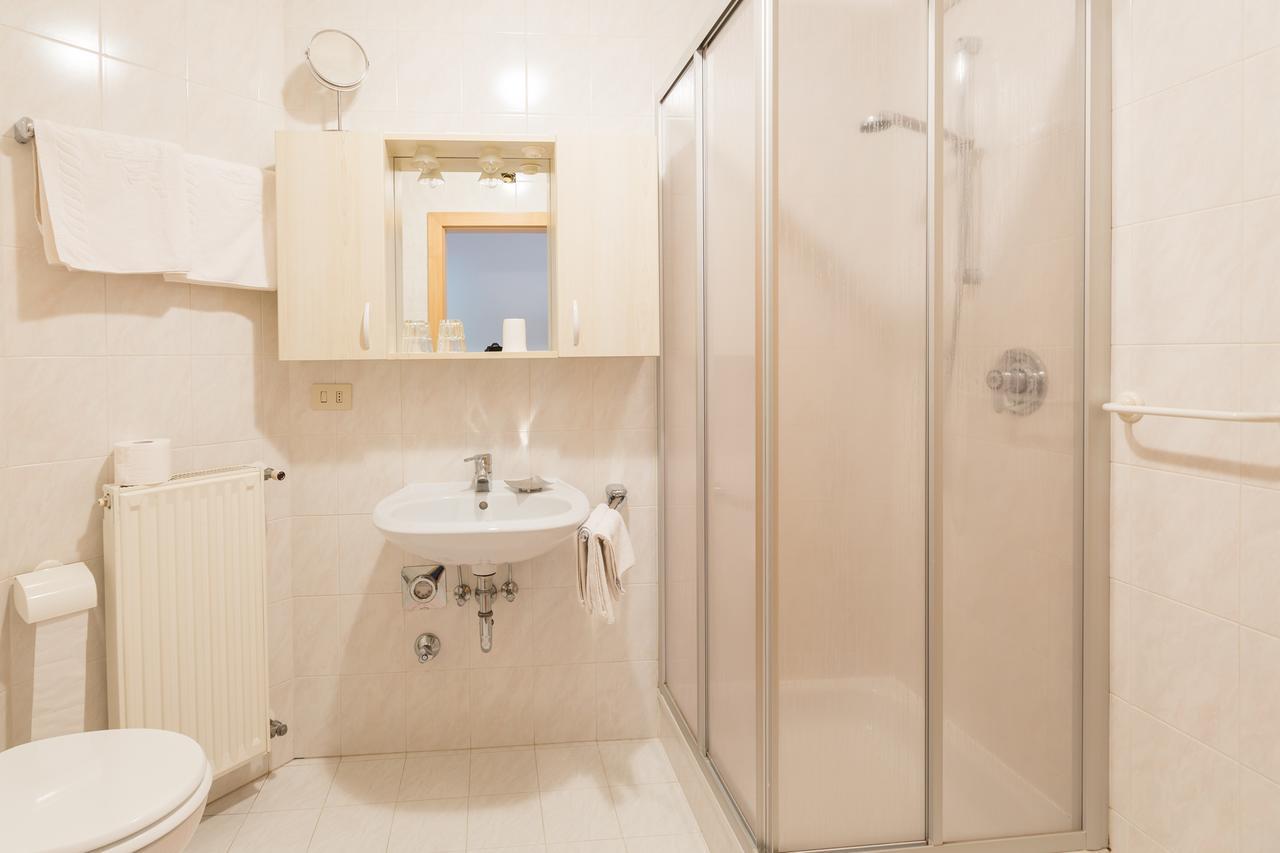 Hotel Seppi Rio di Pusteria Bagian luar foto